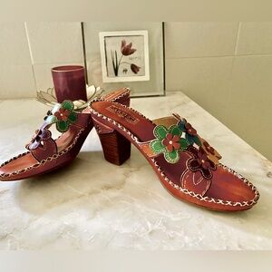 *Palmetto* Floral leather sandals